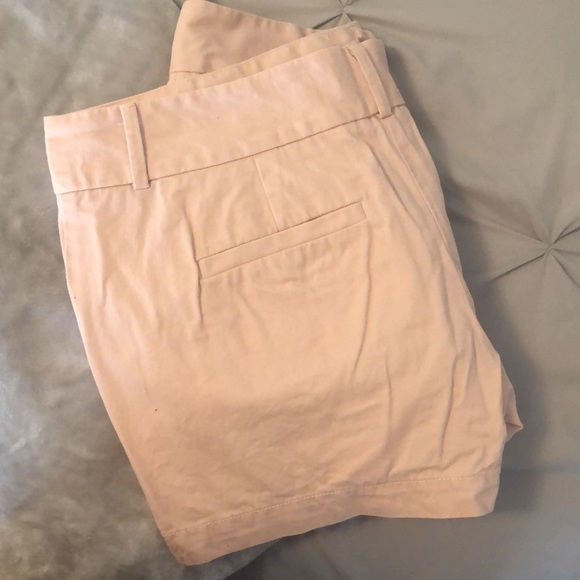 PINK SHORTS - Picture 3 of 3